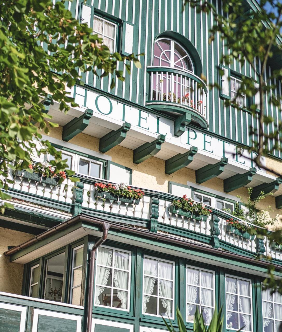 Peter Hotel